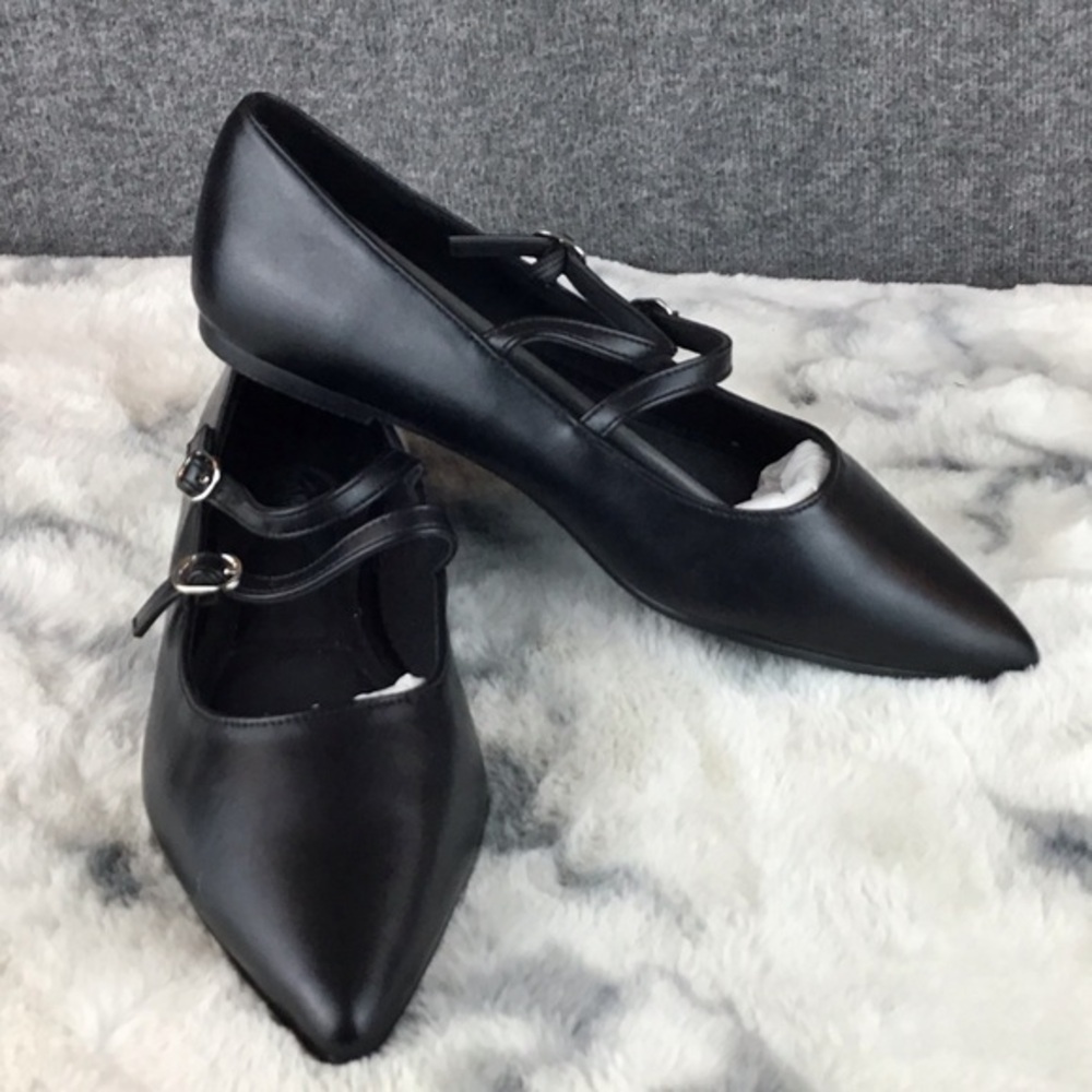 Trary Black Pointed Mary Jane Flats Size‎ 8 NWOT